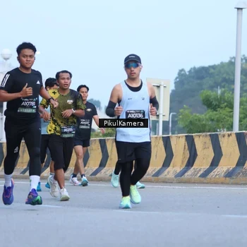 Runner Photo 6242883