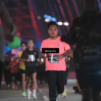 Runner Photo 6242893