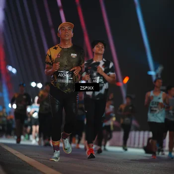 Runner Photo 6242896