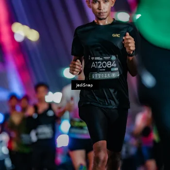 Runner Photo 6242919