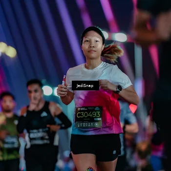 Runner Photo 6242923