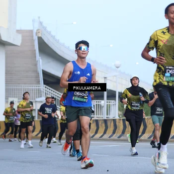 Runner Photo 6242932