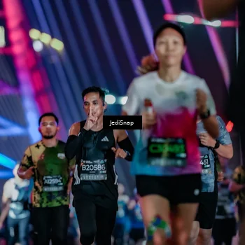 Runner Photo 6242947