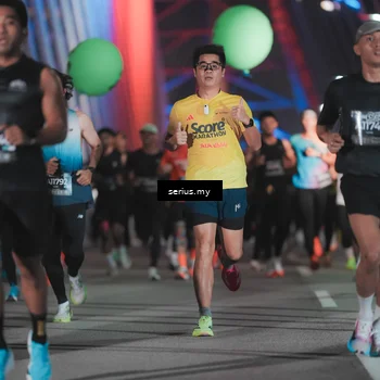 Runner Photo 6242949