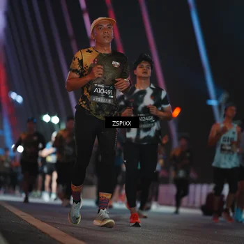 Runner Photo 6242981