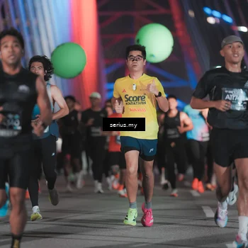 Runner Photo 6242991