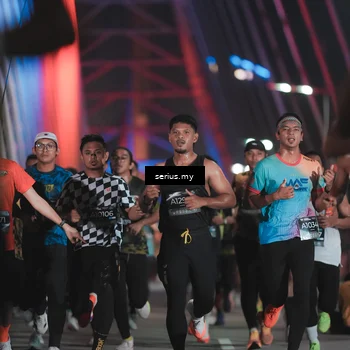Runner Photo 6243010