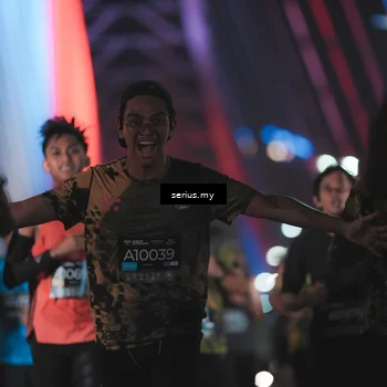 Runner Photo 6243021