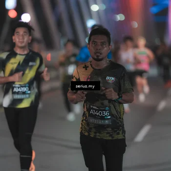 Runner Photo 6243053