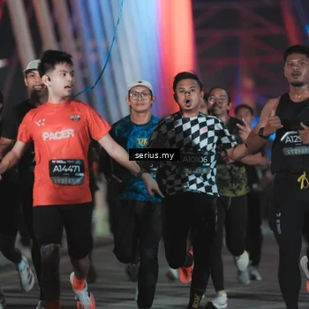 Runner Photo 6243066