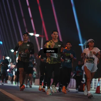 Runner Photo 6243070
