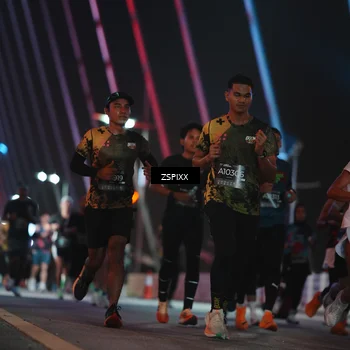 Runner Photo 6243098
