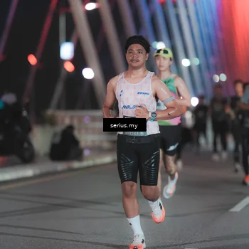 Runner Photo 6243102