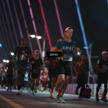 Runner Photo 6243123