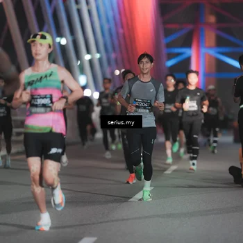 Runner Photo 6243130