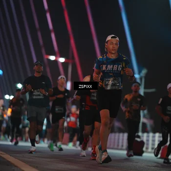 Runner Photo 6243149