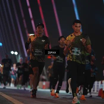 Runner Photo 6243166