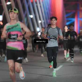 Runner Photo 6243186