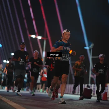 Runner Photo 6243188