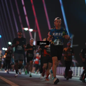 Runner Photo 6243193