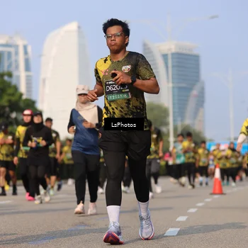 Runner Photo 6243234