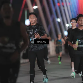 Runner Photo 6243251