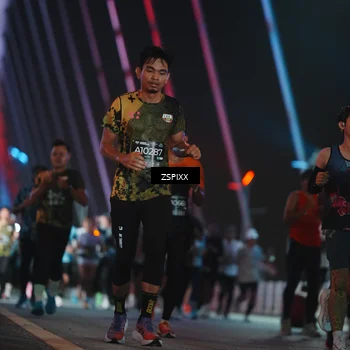 Runner Photo 6243267