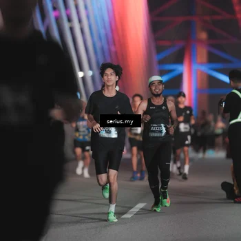 Runner Photo 6243277
