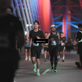 Runner Photo 6243289