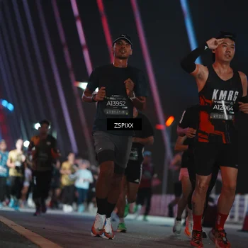 Runner Photo 6243295