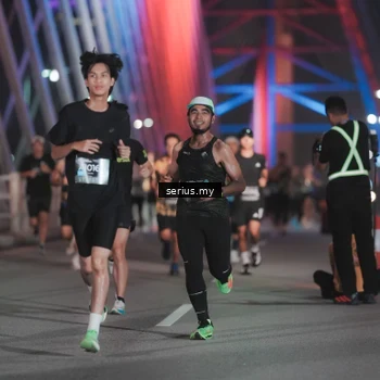 Runner Photo 6243296