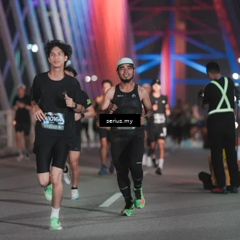 Runner Photo 6243320