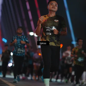 Runner Photo 6243362