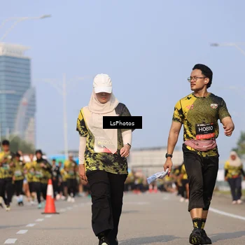 Runner Photo 6243370