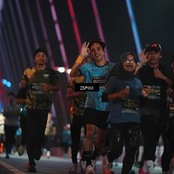Runner Photo 6243429