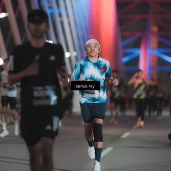 Runner Photo 6243489
