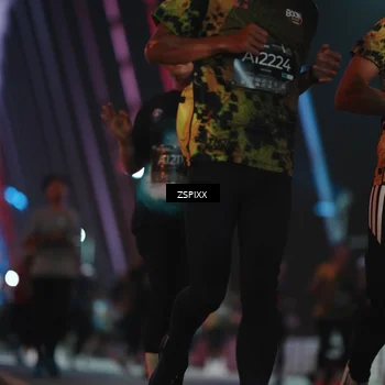 Runner Photo 6243497
