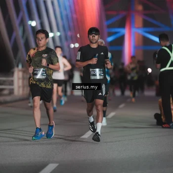 Runner Photo 6243509