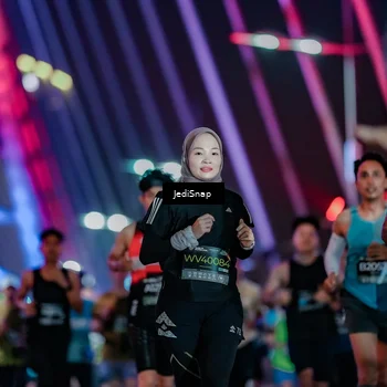 Runner Photo 6243520