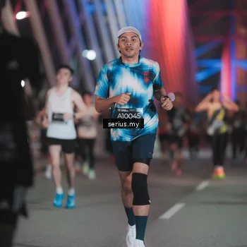 Runner Photo 6243535