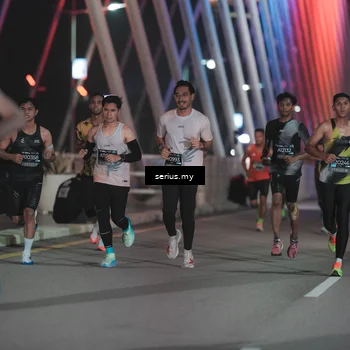 Runner Photo 6243557