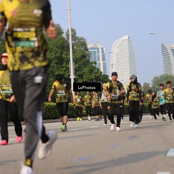 Runner Photo 6243566