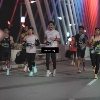Runner Photo 6243589