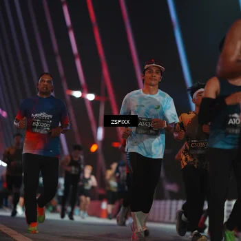 Runner Photo 6243657