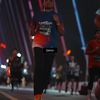 Runner Photo 6243695