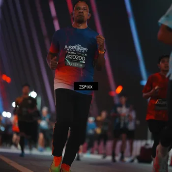 Runner Photo 6243702