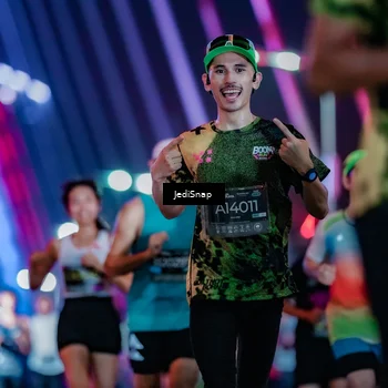 Runner Photo 6243710