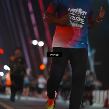 Runner Photo 6243711