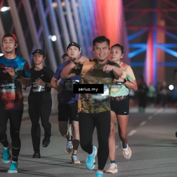 Runner Photo 6243713