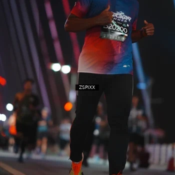 Runner Photo 6243717